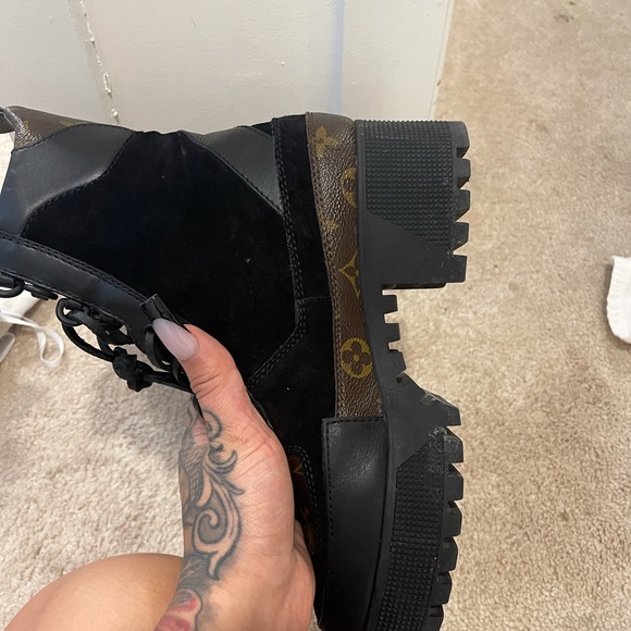 Louis Vuitton Women’s combat boot 8.5 - Picture 4 of 8